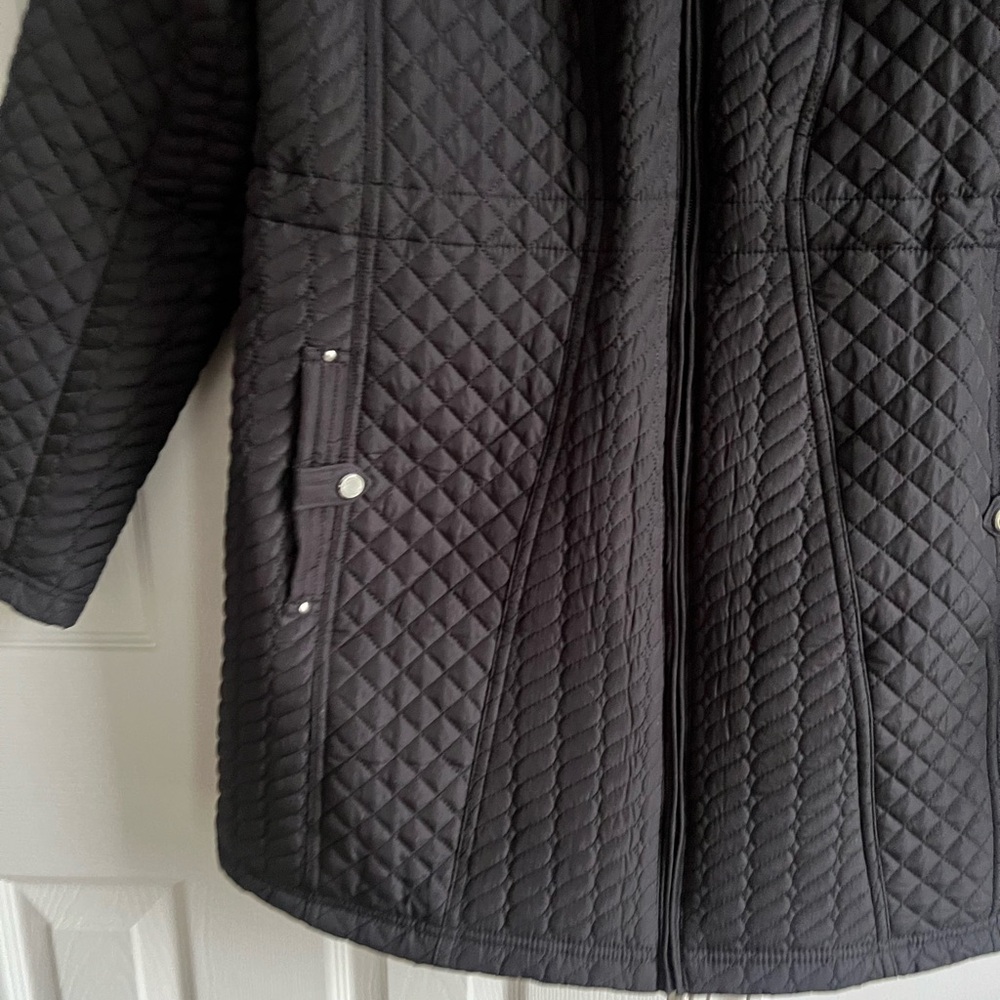Black Quilted Jacket L - Picture 2 of 13